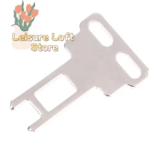 Safety switch actuator key